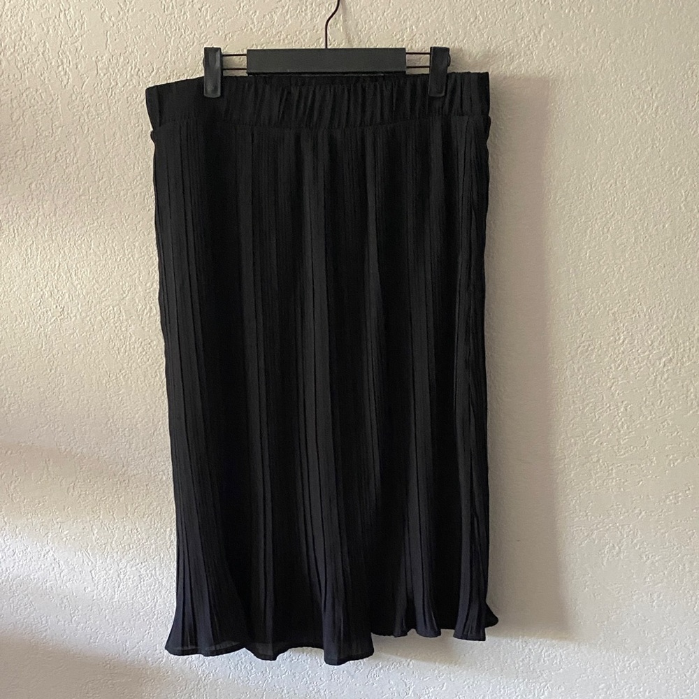 Pleione Elegant Black Pleated Skirt size XL